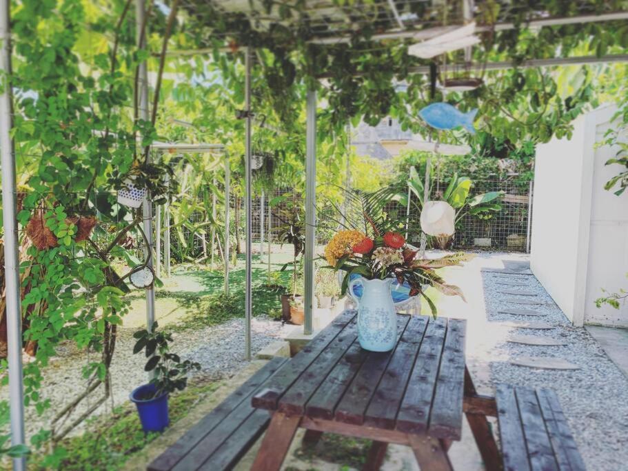Hacobune Tinyhouse Onna Esterno foto